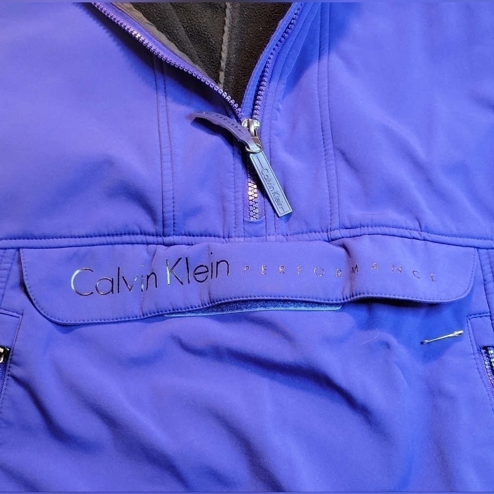 Calvin Klein Performance Wear Size-Small - Picture 2 of 7